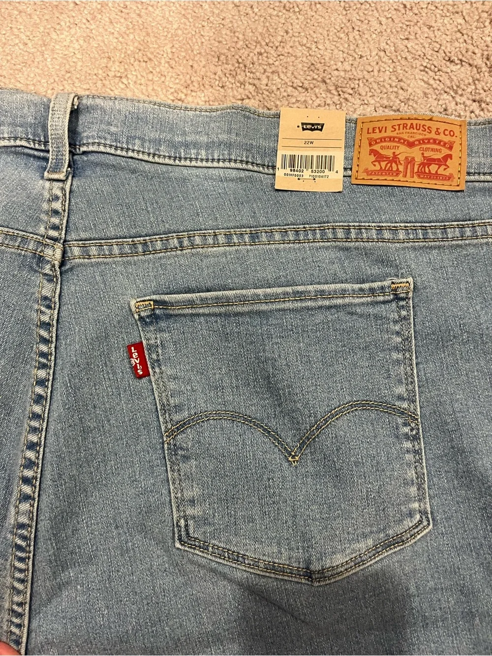 Levi’s Shaping Bermuda Jean Shorts Light Wash